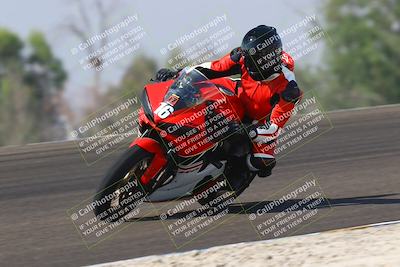 media/Sep-20-2025-TrackDaz (Sat) [[27f0cde673]]/A Group/11am (Turn 2)/